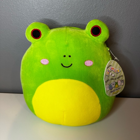 8” Red Eye Wendy Squishmallow - Picture 1 of 3